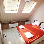 Lilly Apartmán